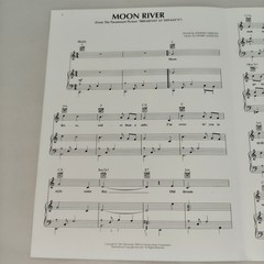Moon River Hal Leonard Piano / Vocal / Guitar