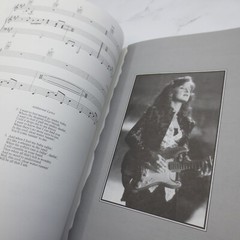 BONNIE RAITT Longing In Their HeartsSongbook Piano Vocal Guitar 1994 Paperback