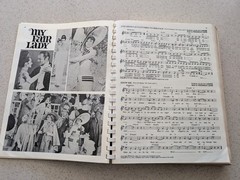 Skyscraper Book of 1001 Show Tunes & Movie Themes Broadway & Hollywood 696 Pages