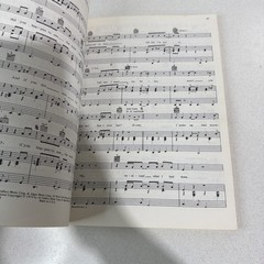 Pop Sheet Music The Golden Book of Easy Listening Piano Vocal Chord Guitar Tab