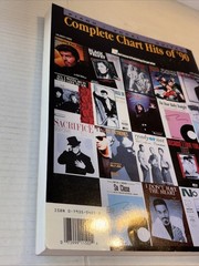 Complete Chart Hits Of ‘90 Piano Vocal Guitar Hal Leonard Publishing Corporation
