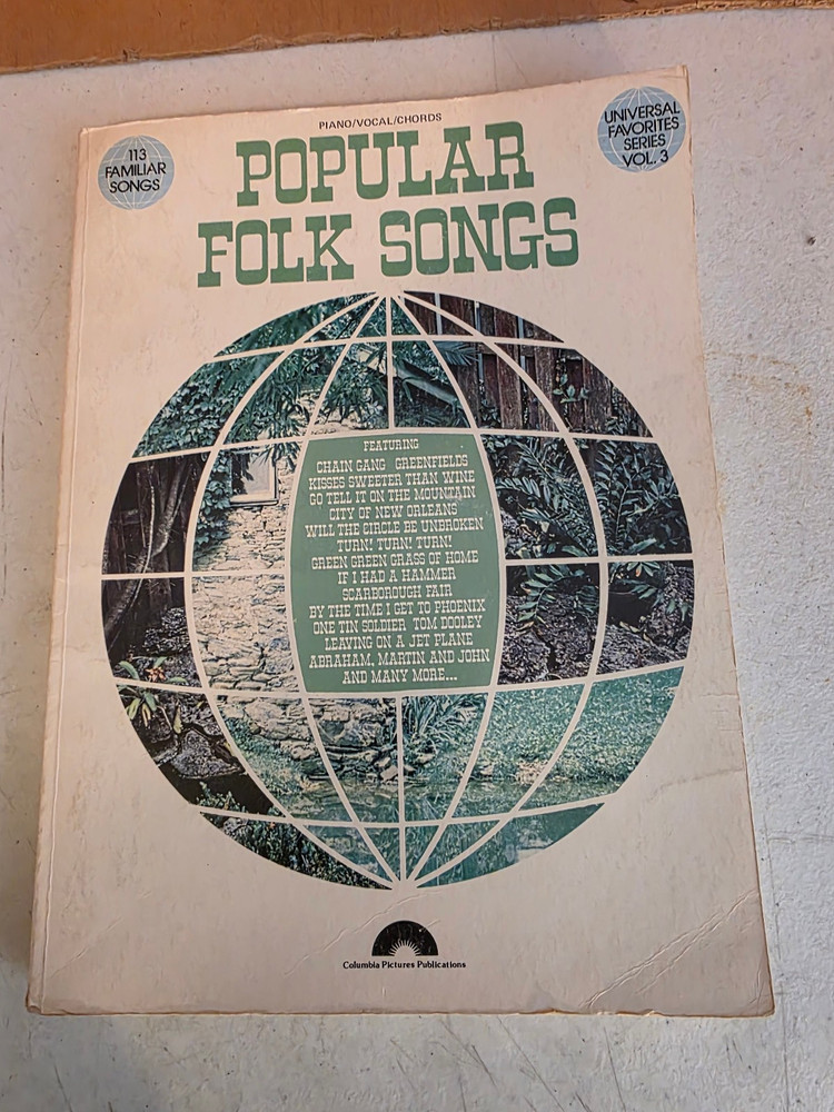 Popular Folk Songs Piano/Vocal/Chords 1976 PB Songbook 113 Songs Vol 3 Columbia