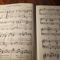 Top Hits of 1981 Volume One Vocal Selections Easy Piano Warner Bros