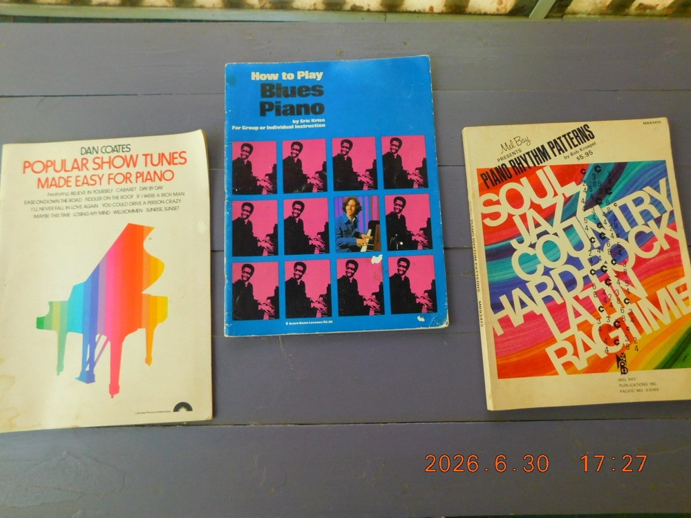 Set of 3 1970&rsquo;s piano books (show tunes/blues/piano rhythm pattern studies)