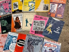 LOT OF 40 PIECES OF VINTAGE SHEET MUSIC 1920s TO 1940s