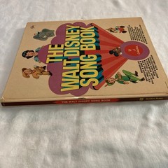 The Walt Disney Song Book Hardback 1974 Piano Voice Sheet Music Color Art Golden