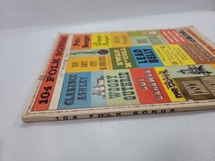 104 Folk Songs on Folkways Records Robbins Music Corporation 1964 Vintage PB