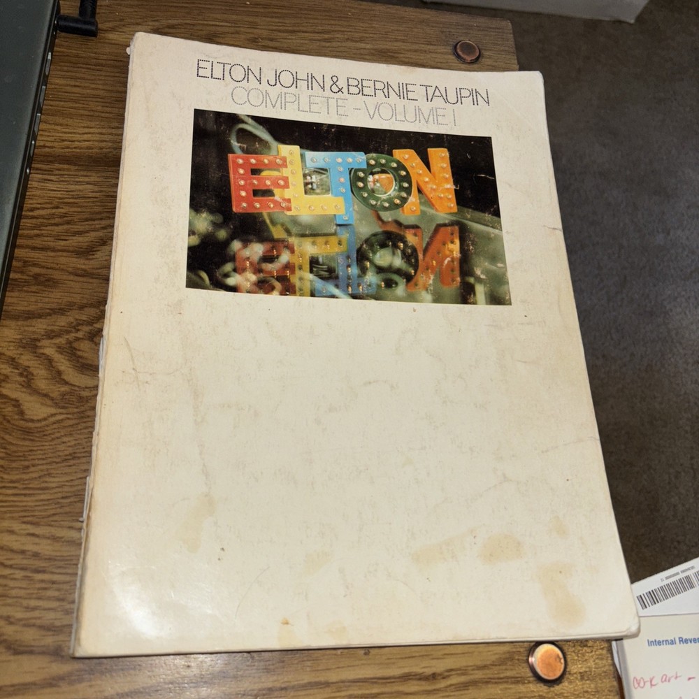 Elton John & Bernie Taupin Complete Volume 1 Songbook PVC Dick James Music Pub.