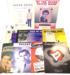 Lot of 146 Pieces Of Vintage 1930&rsquo;s-1950&rsquo;s Sheet Music / song books from movies+
