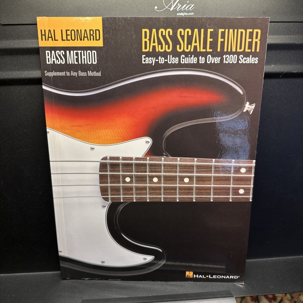 Bass Scale Finder: Easy-to-Use Guide to Over 1,300 Scales 9 Inch. X 12 Inch.