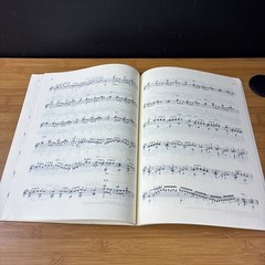 Classic Music of America Guitar Sheet Por Jesús Benites R. Zen-On Company 1979
