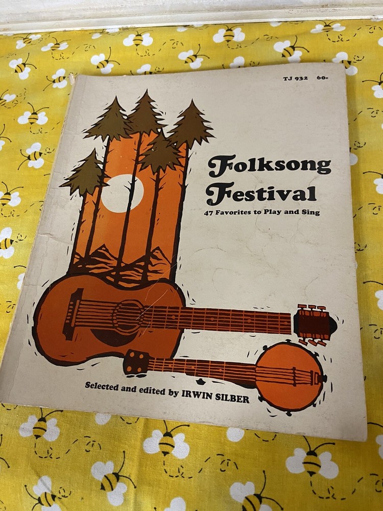 Folksong Festival 47 Favorites to Play, Irwin Silber 1967 TJ 932 Scholastic