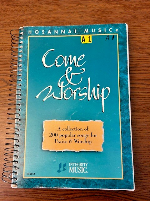 Come And Worship/Integrity Music Praise Worship Songbook 200 Popular Songs 1994