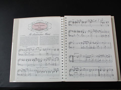 Readers Digest 3 HC ring binder sheet music books Country, Show Tunes, Classics