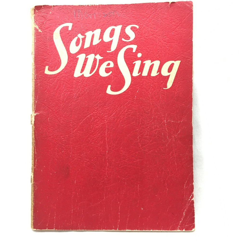 Vintage Music Book, « Songs We Sing », 1941, Paperback, 144 pages
