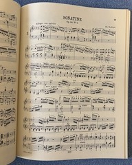 Songbook: SONATINEN ALBUM, I, Klavier, Edition Peters, thought to be early 2020s