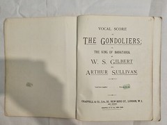 THE GONDOLIERS – VOCAL & PIANO SCORE – Ex Library – FREEPOST – Acceptable Cond