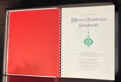 VTG 1981 Merry Christmas Songbook by Reader&rsquo;s Digest Hardcover William L. Simon