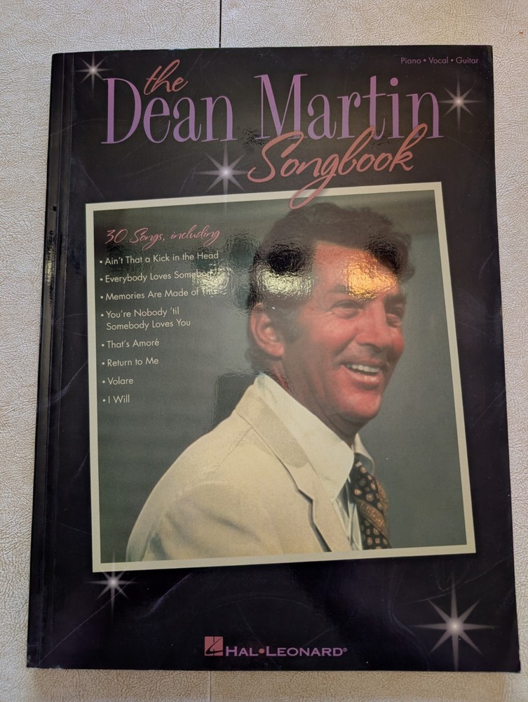 Hal Leonard Dean Martin Classics Piano/Vocal/Guitar Artist Songbook