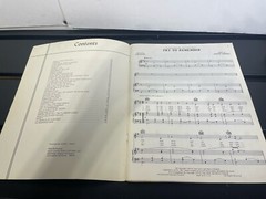 Pop Folk Vip No.2 (Circa 1972, Softcover) Sheet music Book