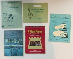 Lot Of 5 Piano Books Solo & Accompaniment Worship, Hymns,1 Duet Piano/Organ, VTG
