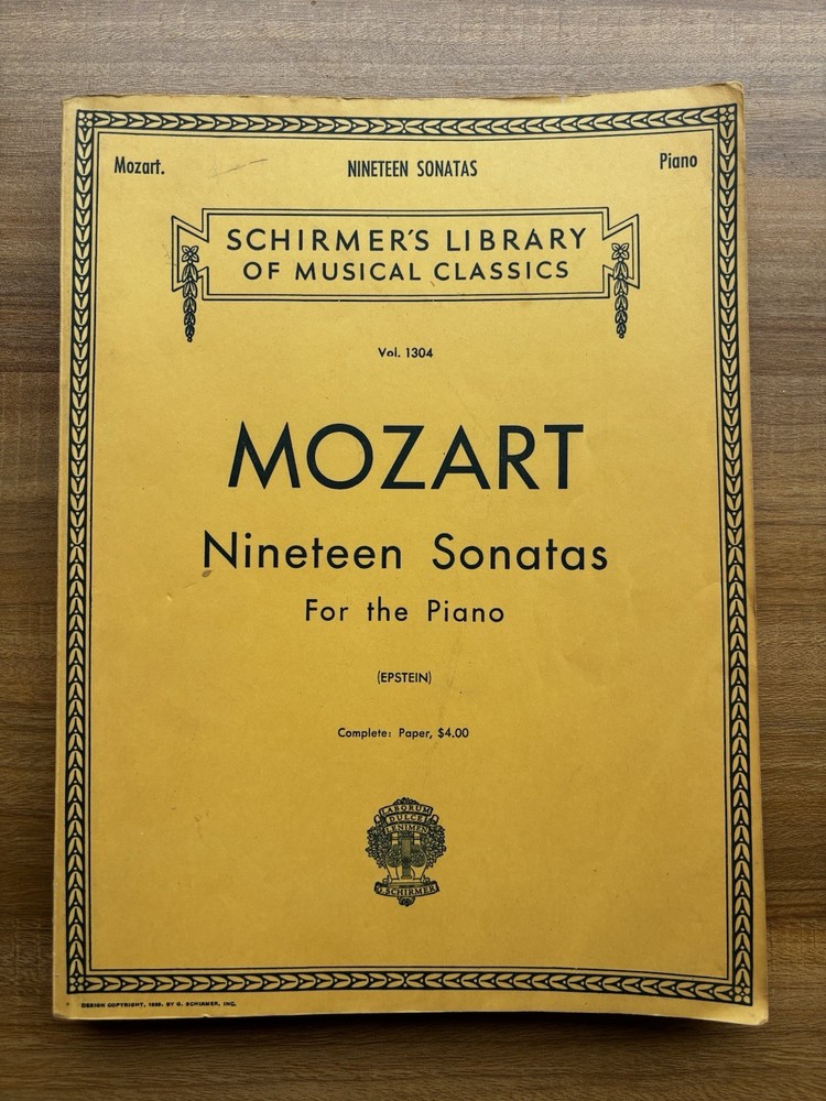Vintage 1939 MOZART NINETEEN SONATAS For the Piano SCHIRMER&rsquo;S Library Book
