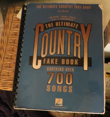 Ultimate Country Fake Book 4th Edition 700 Songs Piano Vocal Guitar C Instrument
