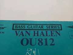 VAN HALEN BASS GUITAR TAB / BASS TABLATURE / 0U812 / RARE BASS EDITION