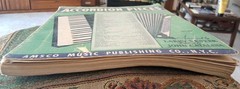 1939 “Everybody&rsquo;s Favorite Accordion Pieces » Songbook (Series No. 26)