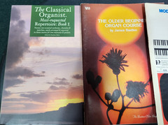 Organ Sheet Music Lot of 4 books – vintage 1959 1971 1979 1995 – Good