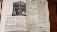 THE FOLK MUSIC Source Book Sandberg Bluegrass Chicano Blues Ragtime