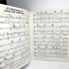 17 Super Christmas Hits Piano Vocal Guitar Songbook 1984
