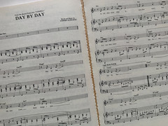Popular Folk Songs Piano/Vocal/Chords 1976 PB Songbook 113 Songs RARE