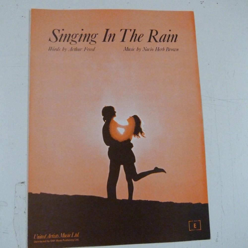 song shee SINGING IN THE RAIN Arthur Freed Nacio Herb Brown