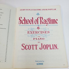 Scott Joplin: 42 Entertaining Songs by Charles Hansen Music