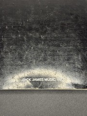 ELTON JOHN SUPER DELUXE SONGBOOK DICK JAMES, 400 PAGES 1977 CHORDS PIANO