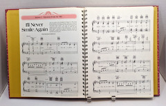 Canadian Family Readers Digest Songbook Sheet Music Folk Pop Easy Listen M42