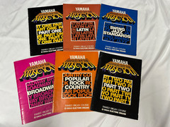 Lot of 6 Old Vintage Yamaha Organ Course Books Sheet Music Latin, Jazz, Broadway