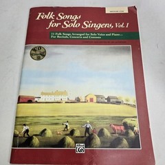 Folk Songs For Solo Singers Vol 1 Medium Low Songbook CD Alfred Music Book