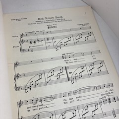 Red Rosey Bush – 1940 sheet music – Medium Voice & Piano – Victor Young