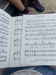 Top Hits And Great Standards Of 1976: Vocal/Piano Words Chords Music