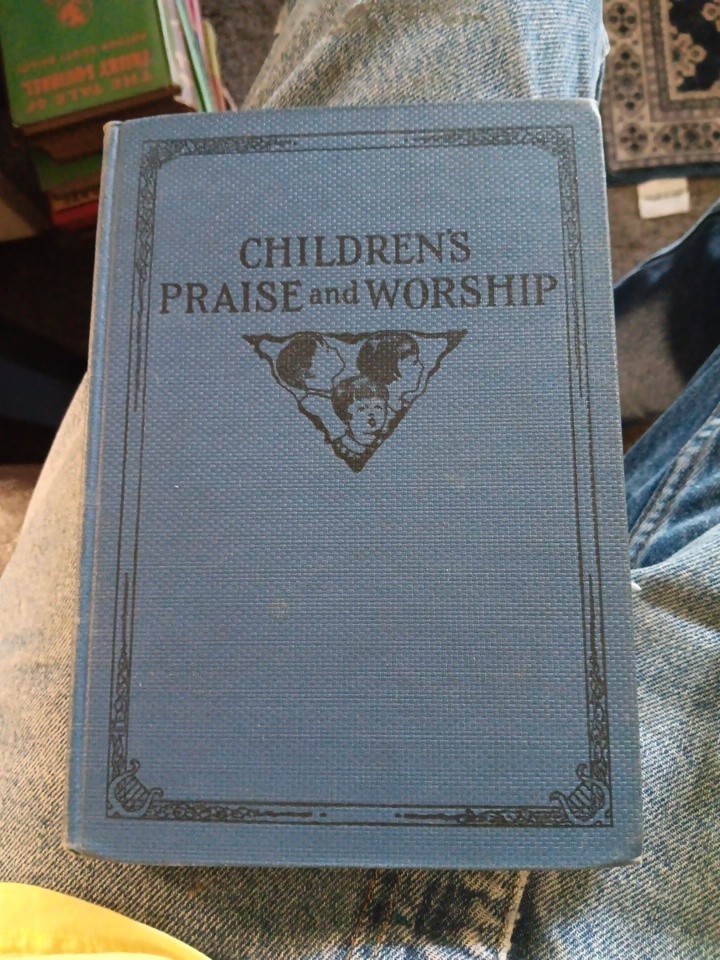 Children’s Praise And Worship Warner Press , Anderson Indiana Vintage 1928