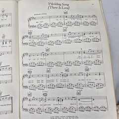 Peaceful Easy Feeling Easy Listening Piano Vocal Guitar Songbook Warner Book Vtg