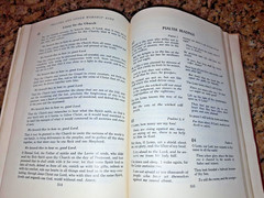 Pilgrim Hymnal 9th Printing- The Pilgrim Press Boston – Hard Cover (1963 )