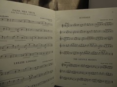 ABRSM. Starters for Saxophone. 39 Unaccompanied Arrangements For Saxophone.