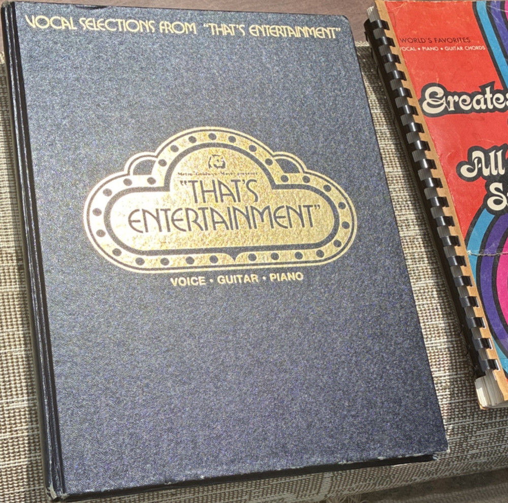 Sheet Music: Vocal Selections from « That&rsquo;s Entertainment » for Voice/Guitar/Piano