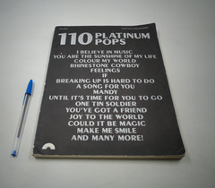 Vintage 1976 110 Platinum Pops Song Book ~ Guitar Piano Vocals Organ Chords PB