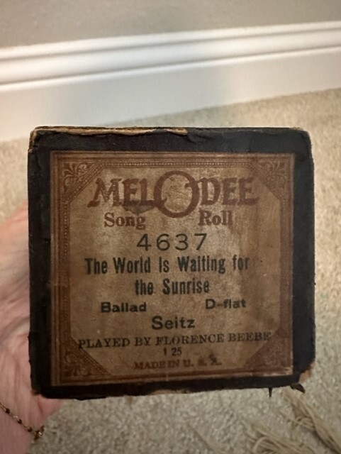 MelODee Word Player Piano Roll 4637 The World is Waiting for the Sunrise TX