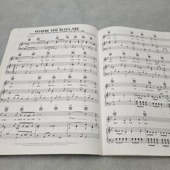 A YEAR IN SONG BOOK PIANO/VOCAL/GUITAR 50 HOLIDAY SEASONAL OCCASIONAL SONGS NEW
