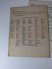lot of 2 Fun-Series Chord Organs Electric or Electronic FS-2 & 5 college songs